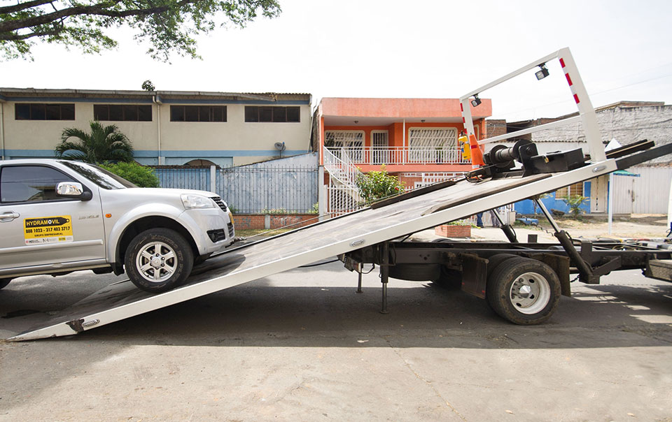 COMPONENTES HIDRÁULICOS PARA GRÚAS PLANCHON